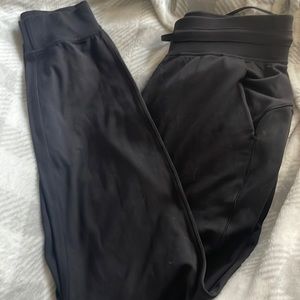 lululemon joggers